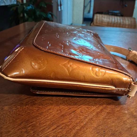 Louis Vuitton Brown Monogram Shoulder Bag - Picture 5 of 15